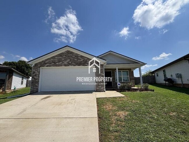 Photo - 125 Castlebar Cir House