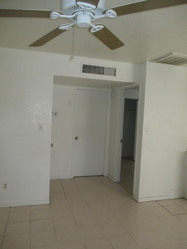 Building Photo - 2506 N 29th St