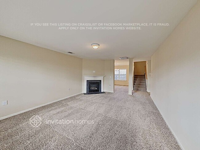 Foto del edificio - 2942 Village Center Dr