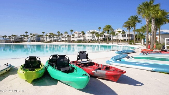 Foto del edificio - 383 Boracay Cir