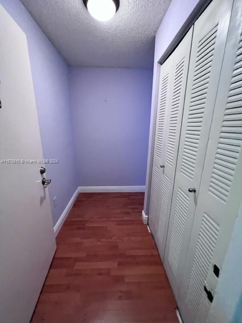 Foto del edificio - 210 SW 11th St