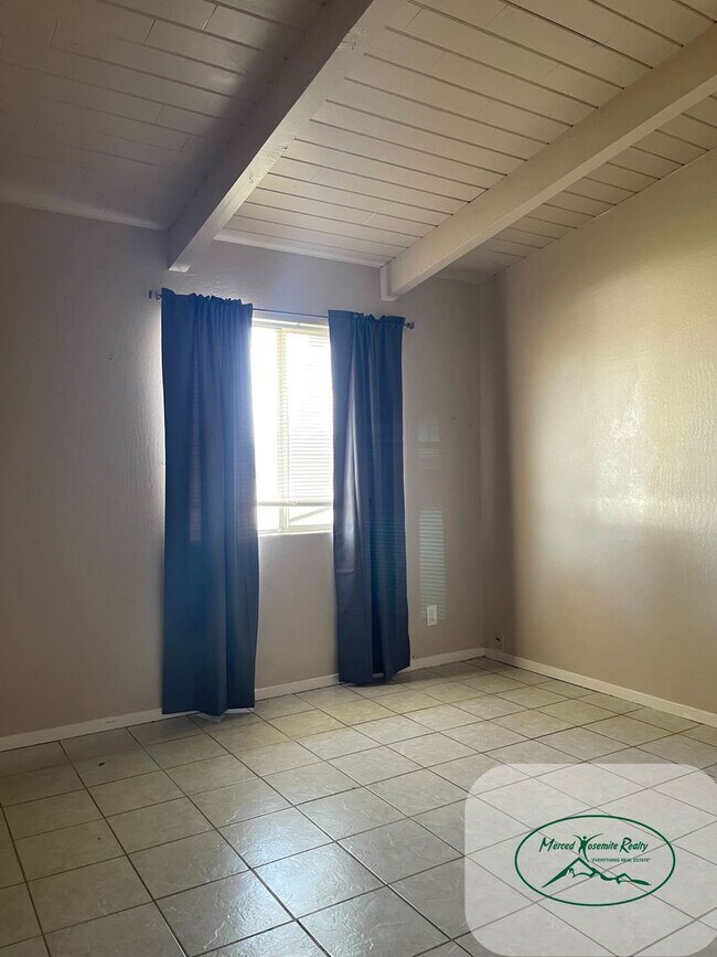 Building Photo - 4 br, 1.5 bath House - 6422 Atwater Jordan Rd