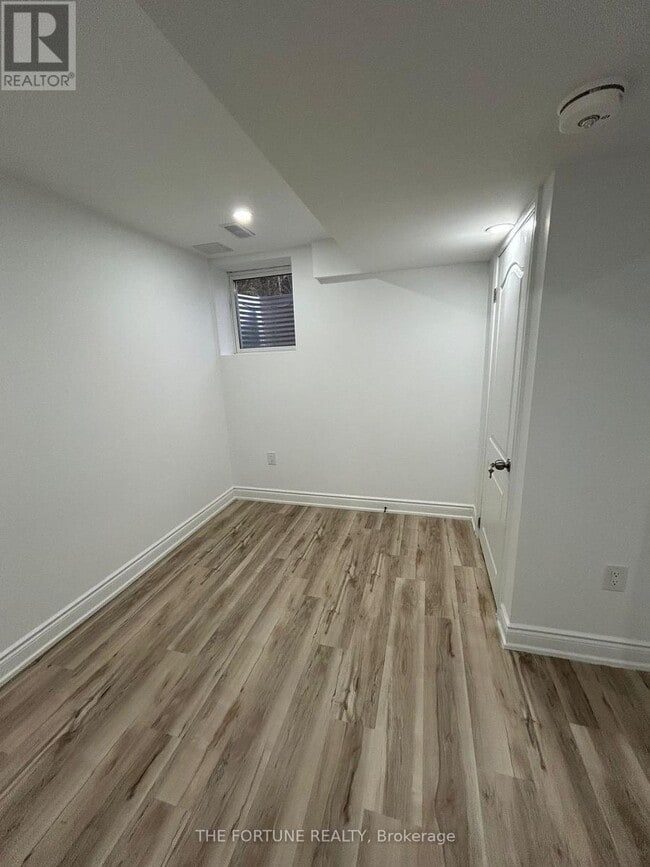 Building Photo - 23 Bleasdale Ave