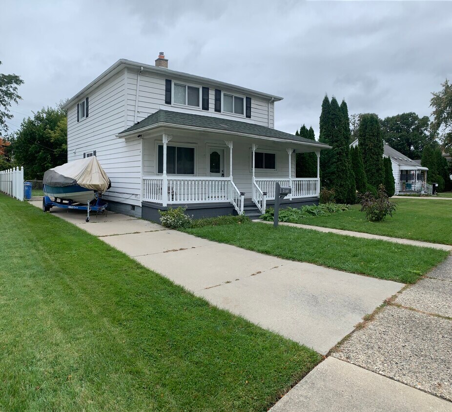Primary Photo - 4688 Kingston St