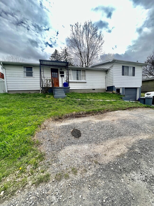 Building Photo - 151 Florida Ave