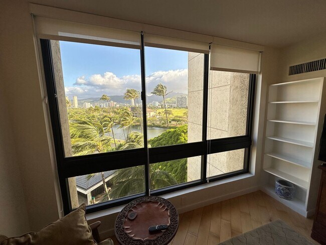 Foto del edificio - 1 BD / 1 BA FULLY FURNISHED UNIT IN WAIKIKI!!!