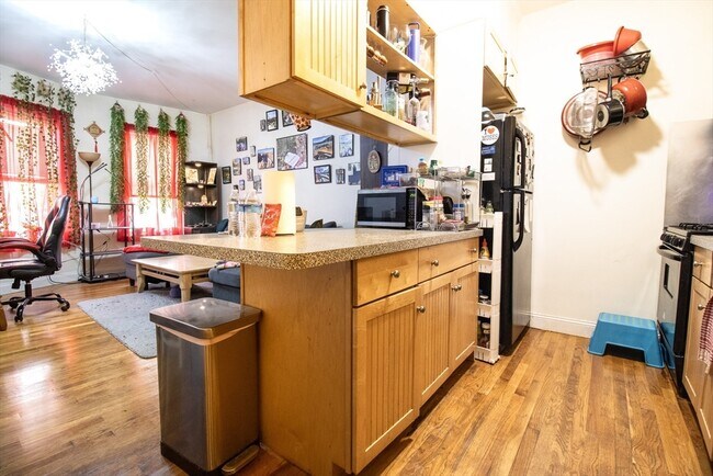 Foto del edificio - 754 Huntington Ave