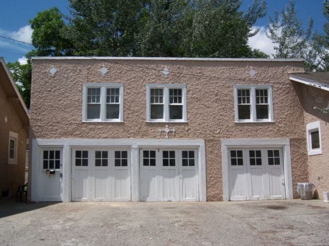 Primary Photo - 104 Grand Duplex