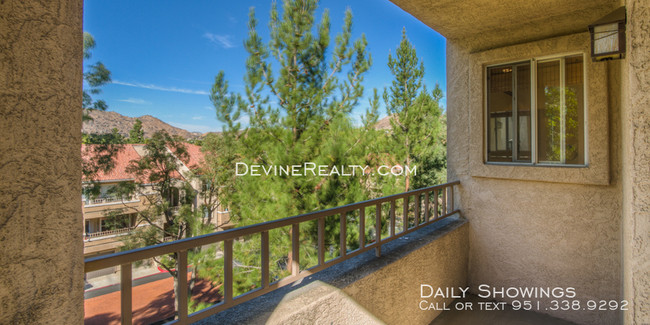 Foto del edificio - 2 bedroom Condo in Triana at Corona Ranch