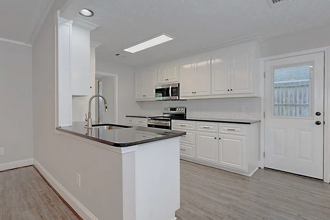 Building Photo - 7718 Nature Trl