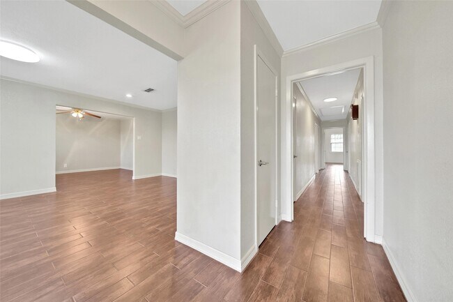 Foto del edificio - 3315 S Braeswood Blvd