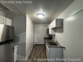 Building Photo - 205 Highland Ave