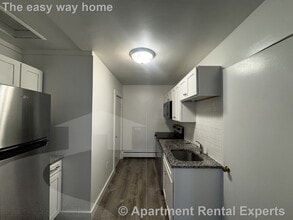 Building Photo - 205 Highland Ave