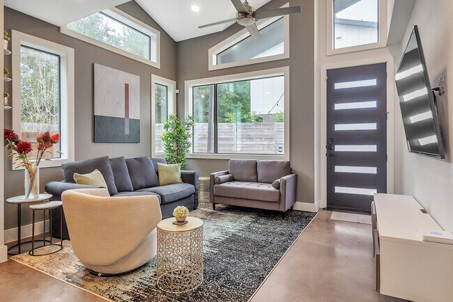 Foto del edificio - 910 Brass St