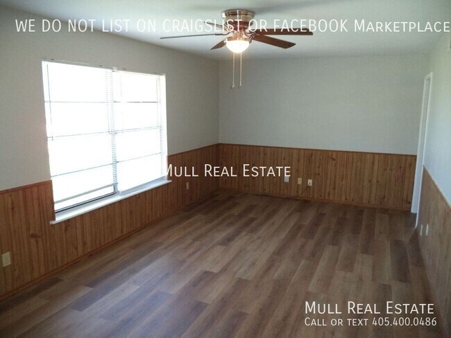 Foto del edificio - 3002 SW 53rd St
