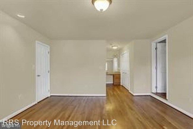Building Photo - 6 br, 4.5 bath House - 901 Brentwood Lane