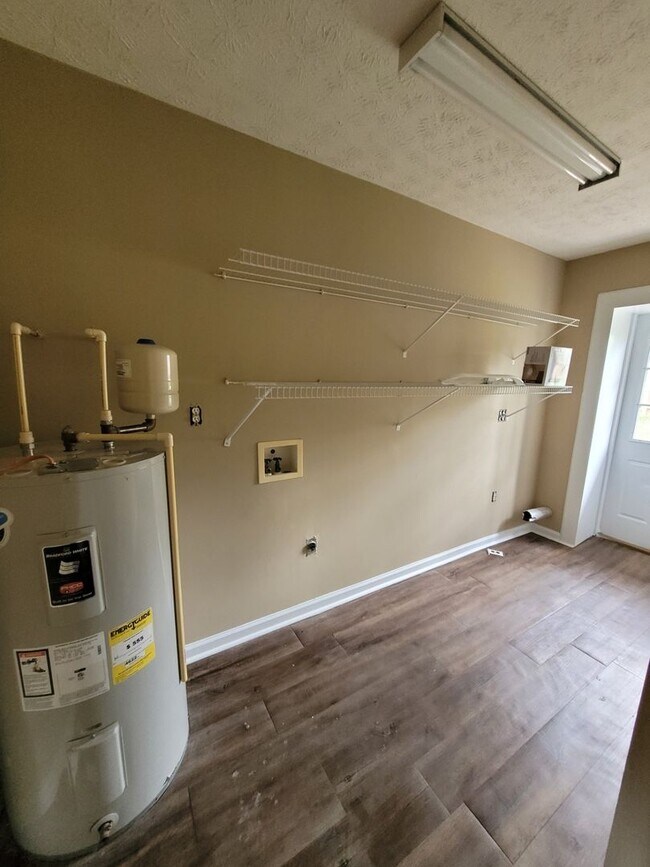 Foto del edificio - 70 GA-98