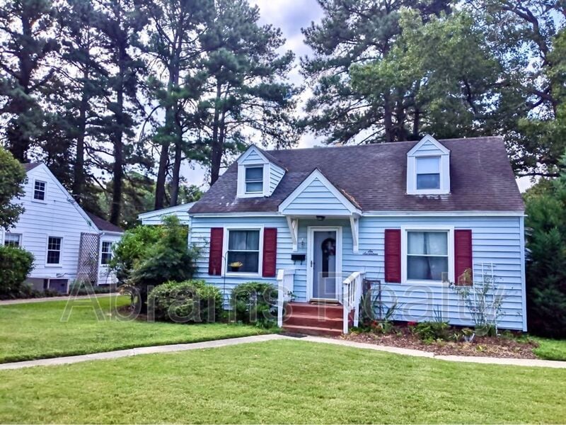 Primary Photo - 617 Maycox Ave