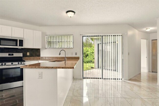 Foto del edificio - 4523 Hidden Oak Ct
