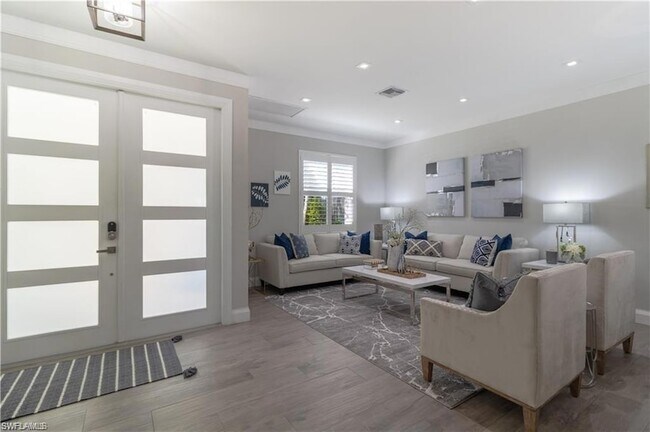 Building Photo - 5544 Lago Villaggio Way
