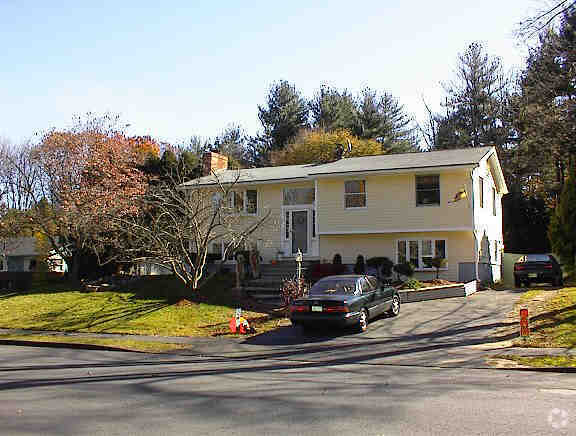 Building Photo - 5 Bradford Rd