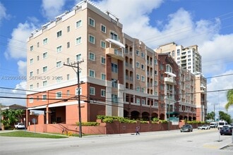 Building Photo - 2280 SW 32nd Ave