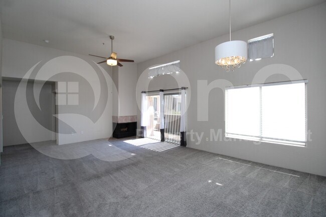 Foto del edificio - 11260 N 92nd St