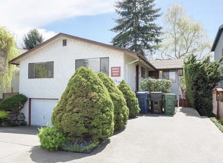 Building Photo - Ballard Triplex