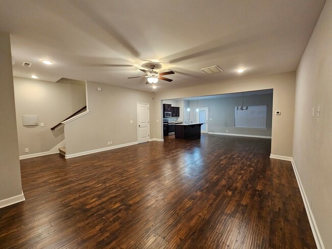 Foto del edificio - 312 Rowlette Cir