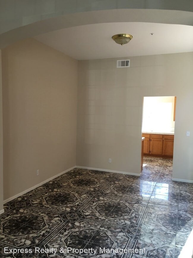 Building Photo - 4 br, 2.5 bath House - 15827 Fiddleleaf Rd.