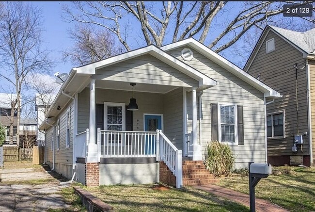 Photo - 974 Mauldin St SE House