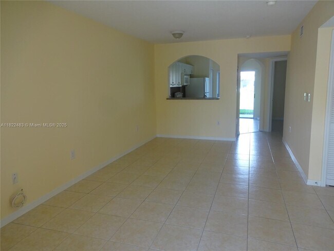 Foto del edificio - 3385 NE 10th St