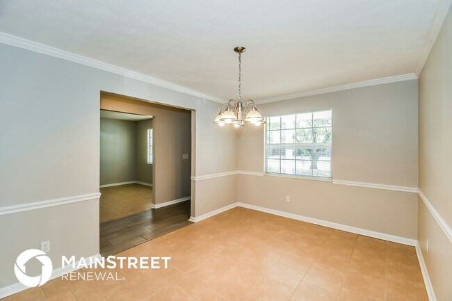 Building Photo - 1113 Grove Park Dr S