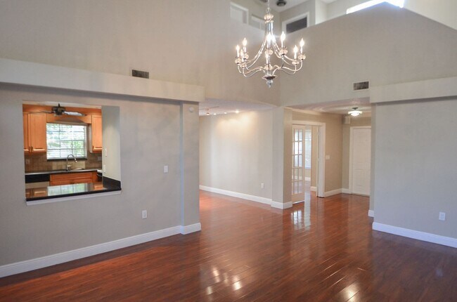 Building Photo - 5410 NW 49th Ave