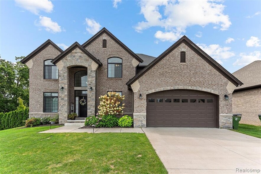 Foto principal - 55135 Hanford Ct