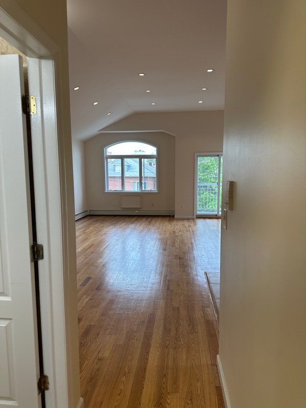 Building Photo - 2254 79th St