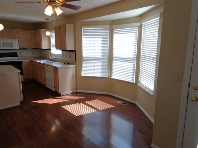 Building Photo - 5340 John Browning Dr