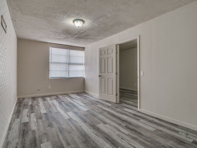 Foto del edificio - 4613 SE 22nd St