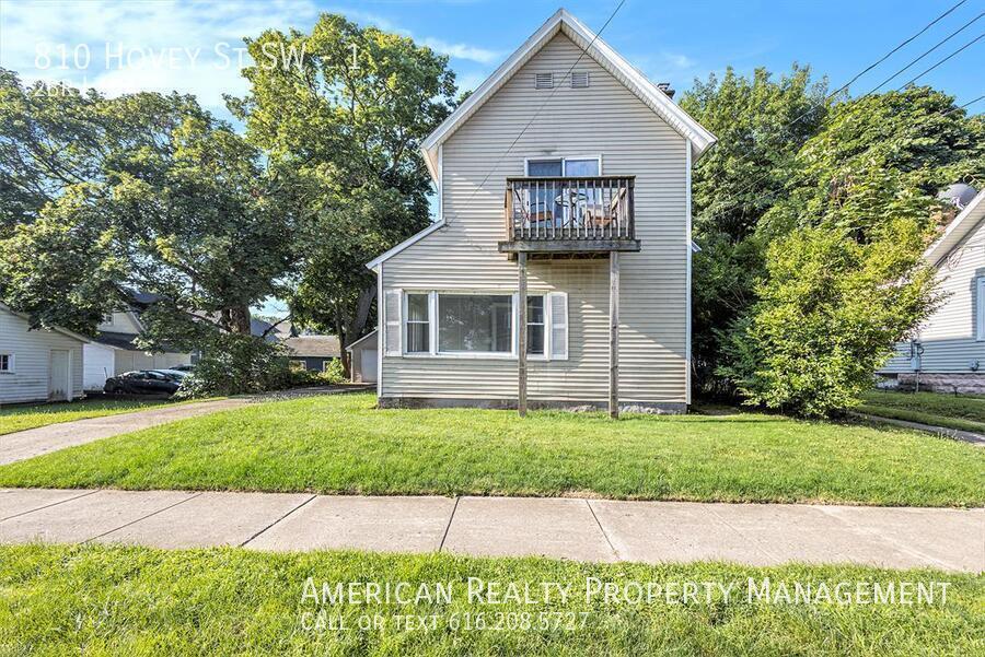 Primary Photo - 810 Hovey St SW