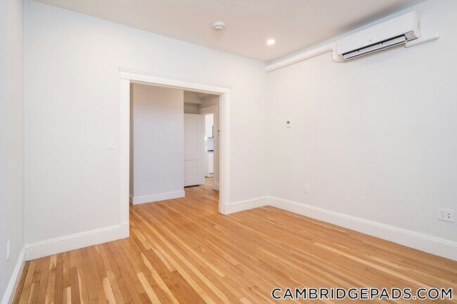 Foto del edificio - 18A Forest St