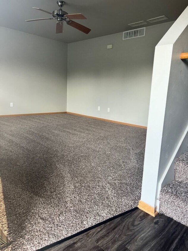 Foto principal - 1701 Dainesway Dr