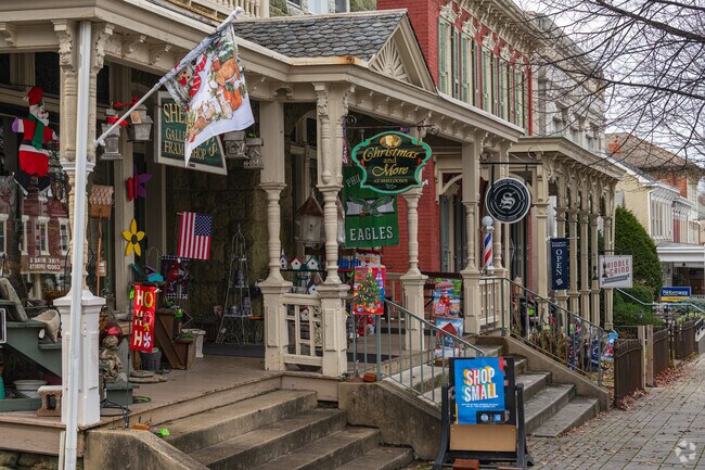 Small boutique stores thrive along Main St in Ephrata.