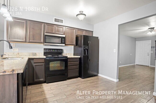 Foto del edificio - 4328 N 108th Dr