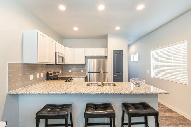 Building Photo - Cottages at South Murray