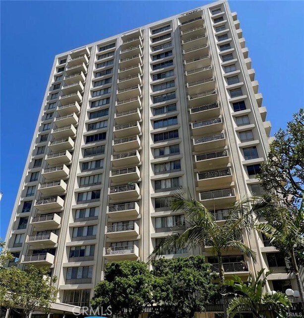 Building Photo - 2170 Century Park E