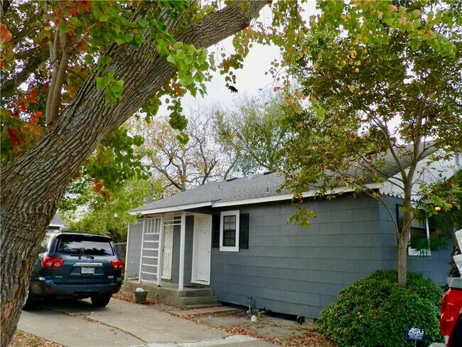 Foto del edificio - 3119 McArdle Rd