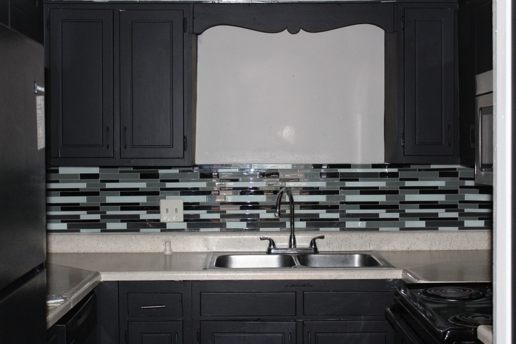 Upscale Kitchens - Amberwood Apartments