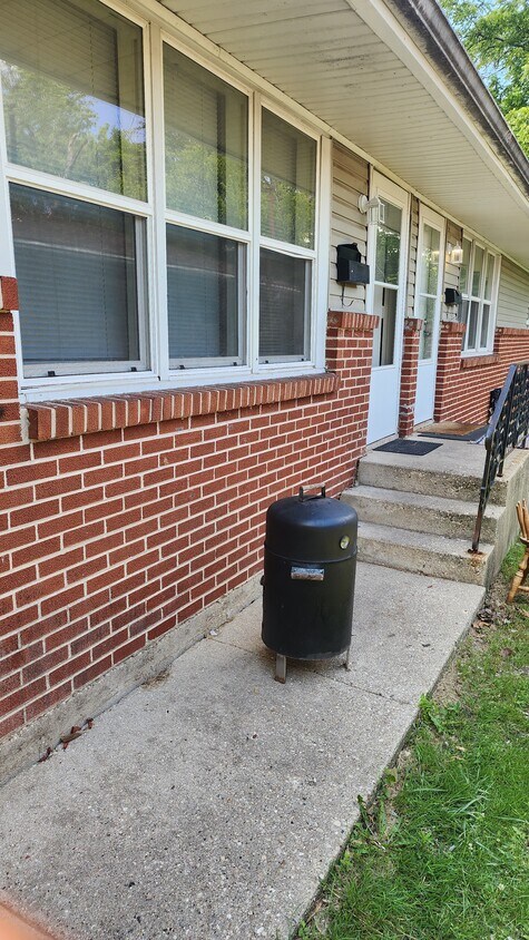 Foto principal - 704 Royal Ave