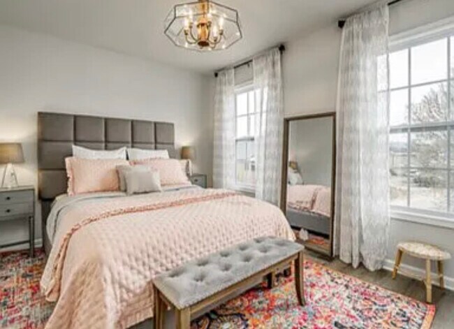 Foto del edificio - 151 Rosemont Dr