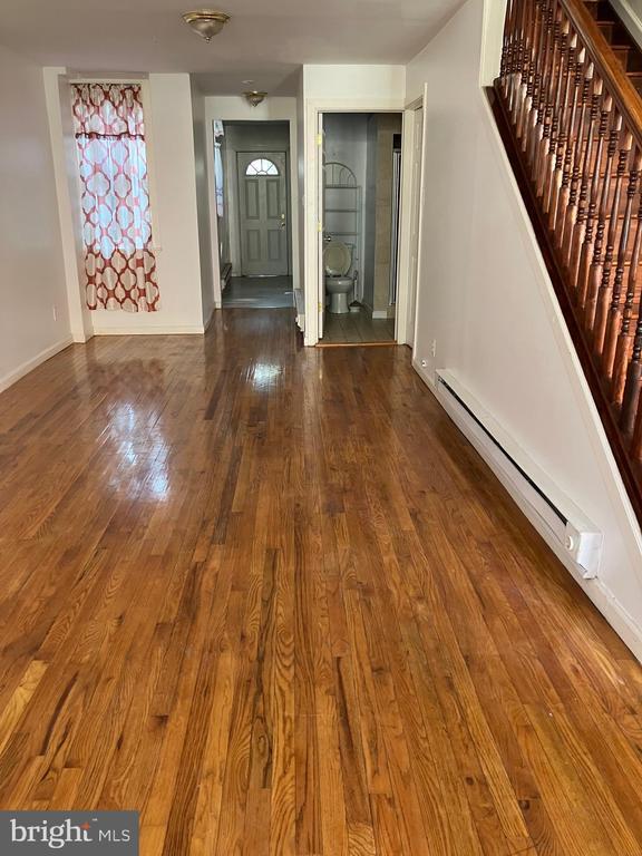 Foto del edificio - 1920 Fontain St